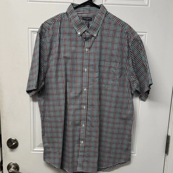 Van Heusen Multicolor Plaid Short Sleeve Shirt - Picture 1 of 5